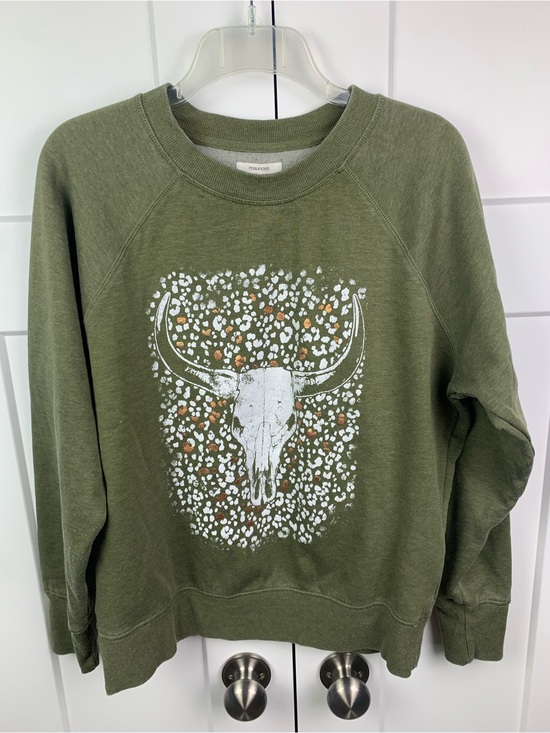 Maurices Tops - Maurices MEDIUM Crewneck Sweatshirt Highland Cow Skull Boho Floral Western Green